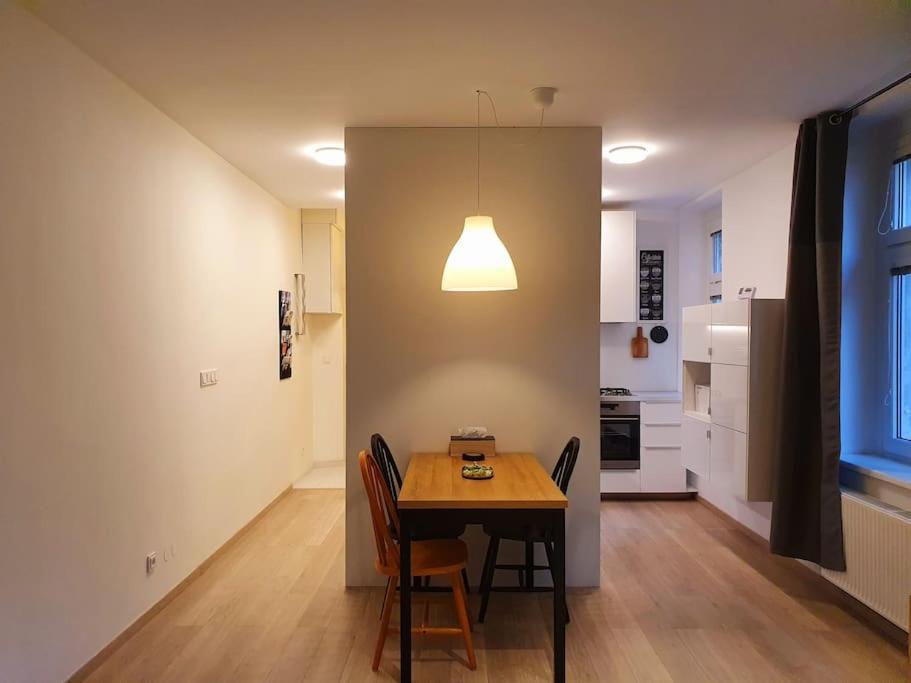 Lovely & Unique Apt In The Historic Center. Bratislava Buitenkant foto